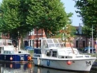 De Peperbus 3* Lokeren